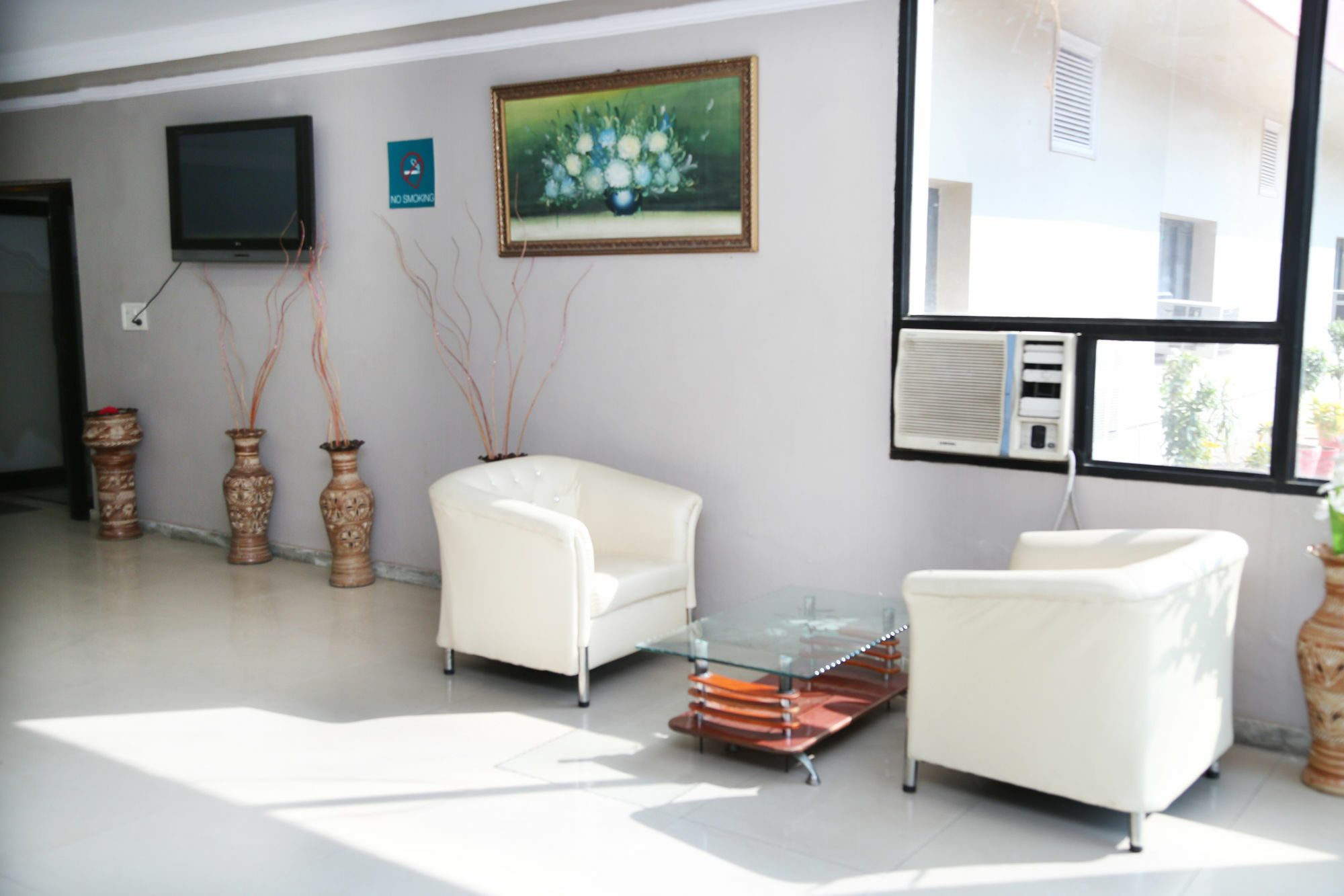 Pacific Inn Suryansh Hotel Gurgaon Esterno foto